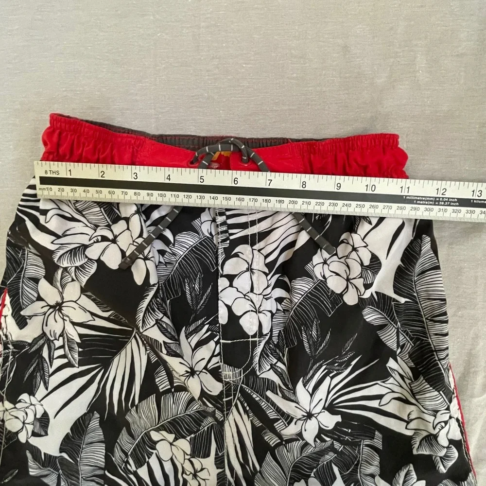 Tommy Bahama Relax Kids Boy Swim Trunks XL Tropical Floral Black White Red Beach